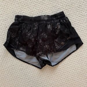Lululemon Athletica Black Tie-Dye Athletic Shorts